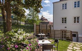 Nova Compostela Apartments